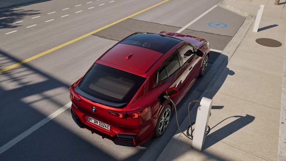 Öffentliches Laden im BMW X2 U10 Elektro SUV